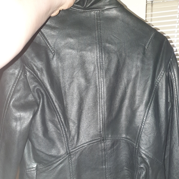 Leather jacket - Picture 4 of 4